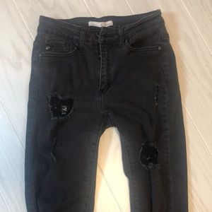 KANCAN BLACK DISTRESSED JEANS, size 5 (26)